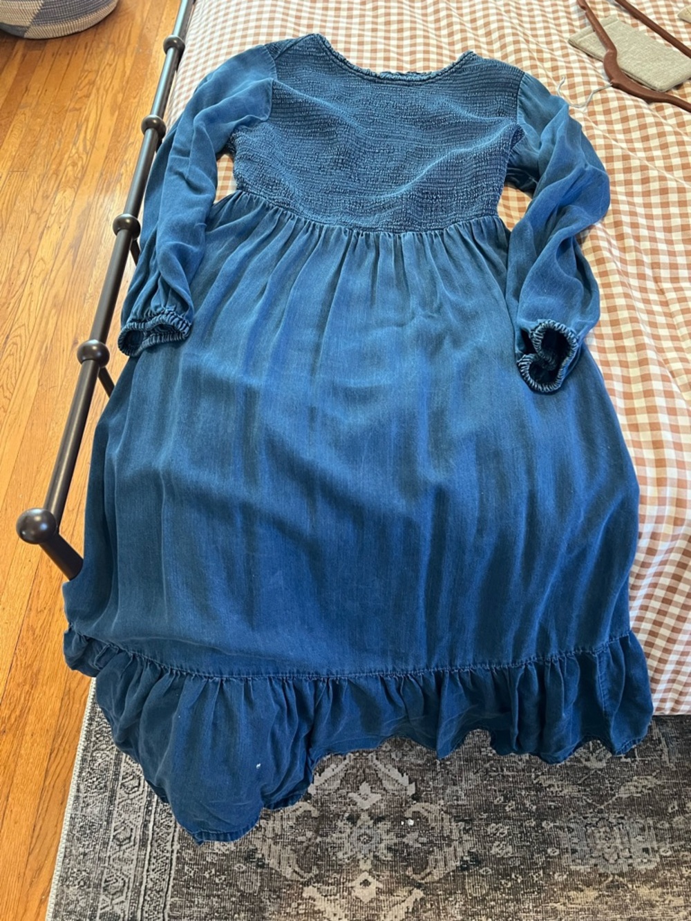 Old Navy Soft Denim Long-Sleeve Maxi Dress - Picture 5 of 6